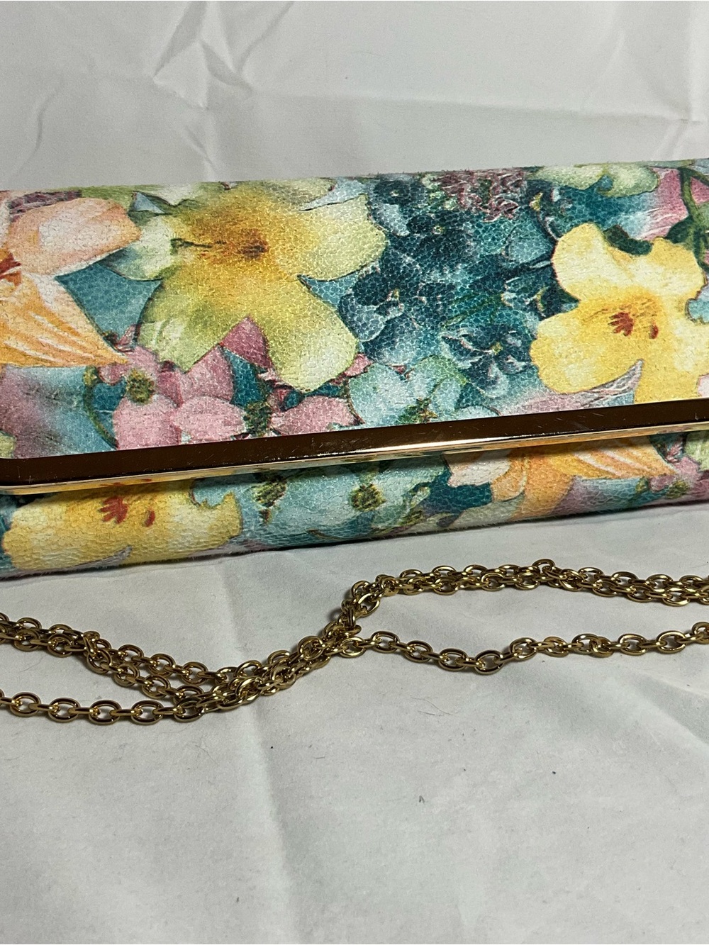 Jessica McClintock Gunne Sax VTG Floral Print Chain Clutch in Pastel Multicolor